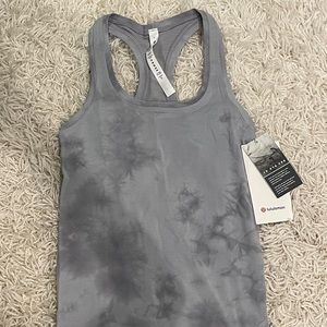 Lululemon Swiftly Tech Racerback Tank Top 2.0 NWT (size 2)